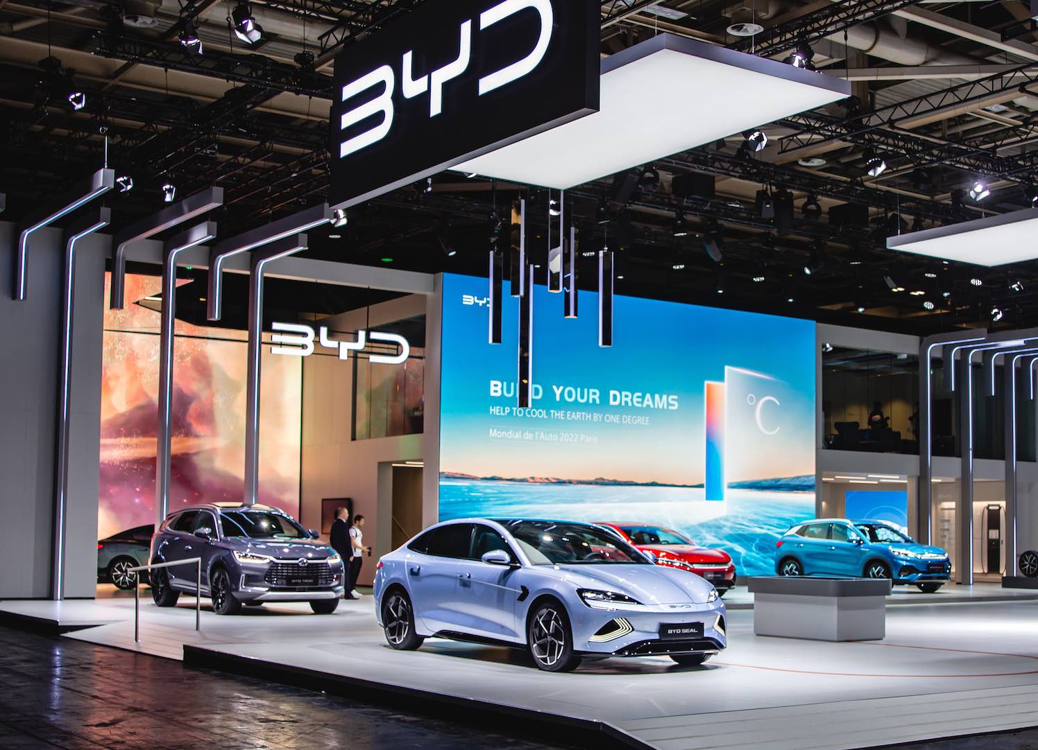 Stand BYD au Mondial de l'auto 2022