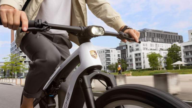 Porsche stoppe brutalement sa branche vélo électrique, 350 emplois concernés