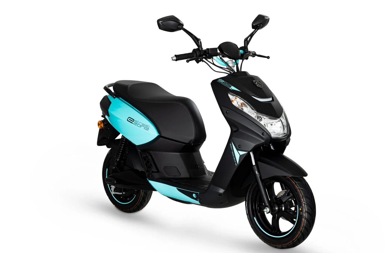 scooter électrique peugeot e-streetzone