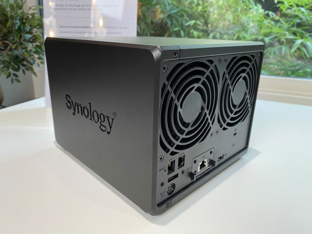 Synology DS923+ 08