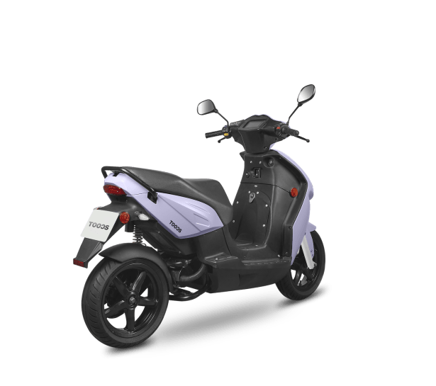 TOOCS TROIS QUART ARRIERE PIAGGIO 81S AVEC OMBRE