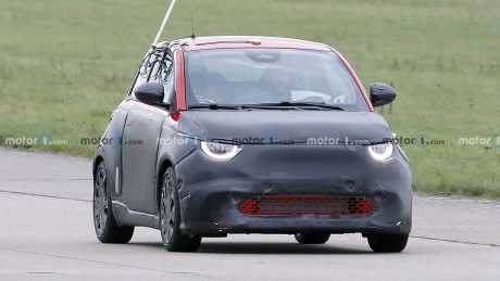 2023-abarth-500-ev-spy-photo (2)