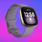 Fitbit Versa 3 : cette smartwatch à -43 % est le cadeau idéal pour les sportifs