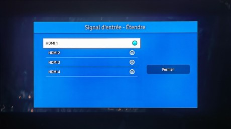 N'oubliez pas d'ouvrir les ports HDMI.