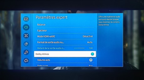 Le téléviseur est bien compatible Dolby Atmos.