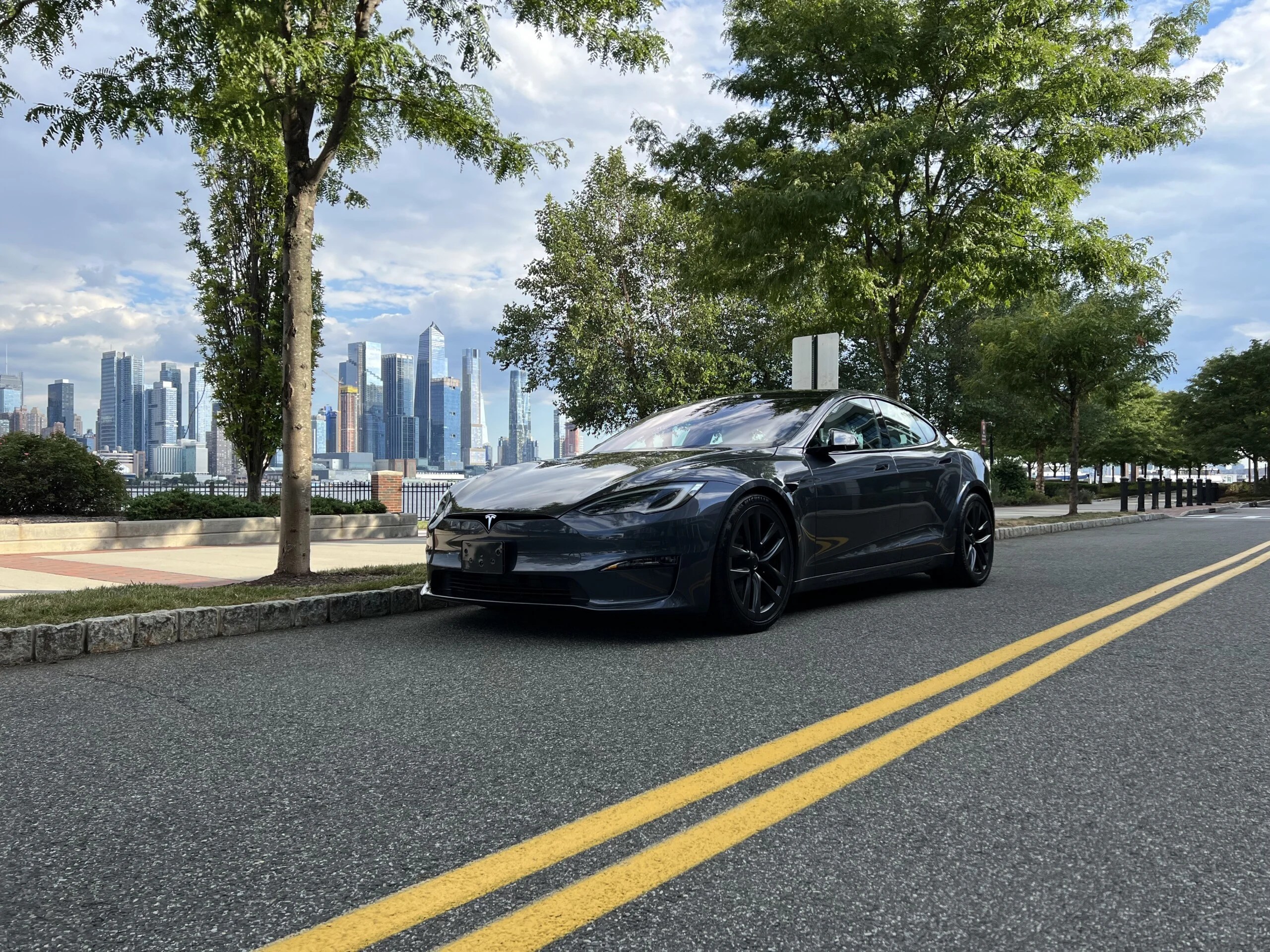 Tesla Model S Plaid - Turo 01