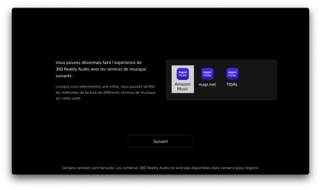 Trois services de streaming sont compatible (petit bug de logo pour Tidal... ou est-ce qu'un logo noir sur fond noir...)