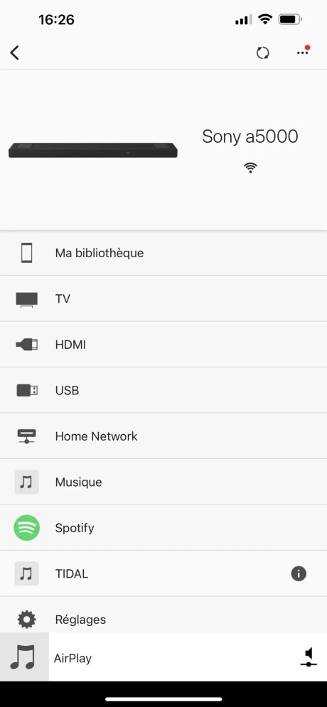 Les réglages proposés par l'app Sony Music Center sont limités au choix des entrées