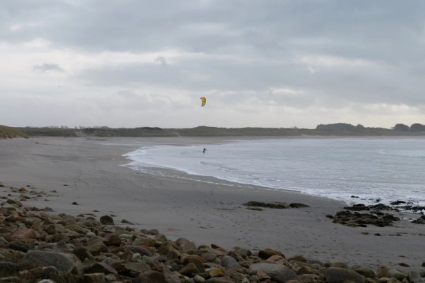 vélipanchiste dans les vagues