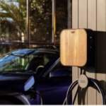 Plus gênant qu&rsquo;un problème de toilettes : demander à brancher sa voiture électrique chez ses amis, selon cette étude