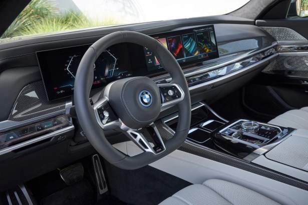 BMW i7 - 9