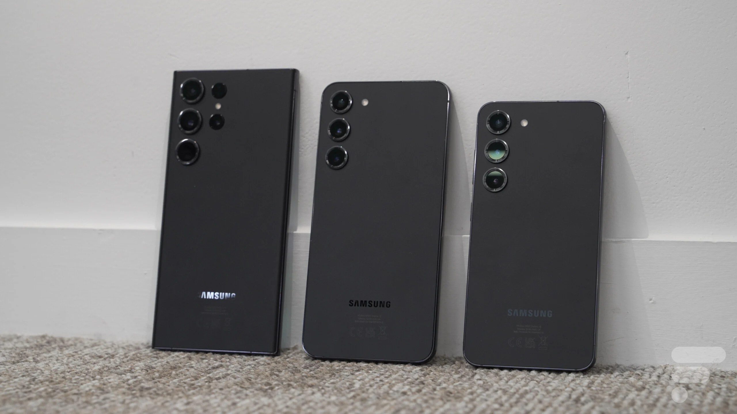 Samsung Galaxy S23 Ultra, S23 Plus et S23 // Source : Arnaud Gelineau - Frandroid
