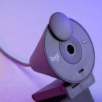 Test de la Logitech Brio 300 : une webcam simple et discrète