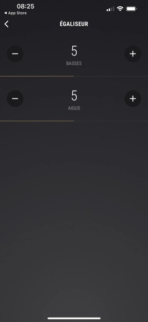 Les réglages de tonalité sont repris dans l'app.