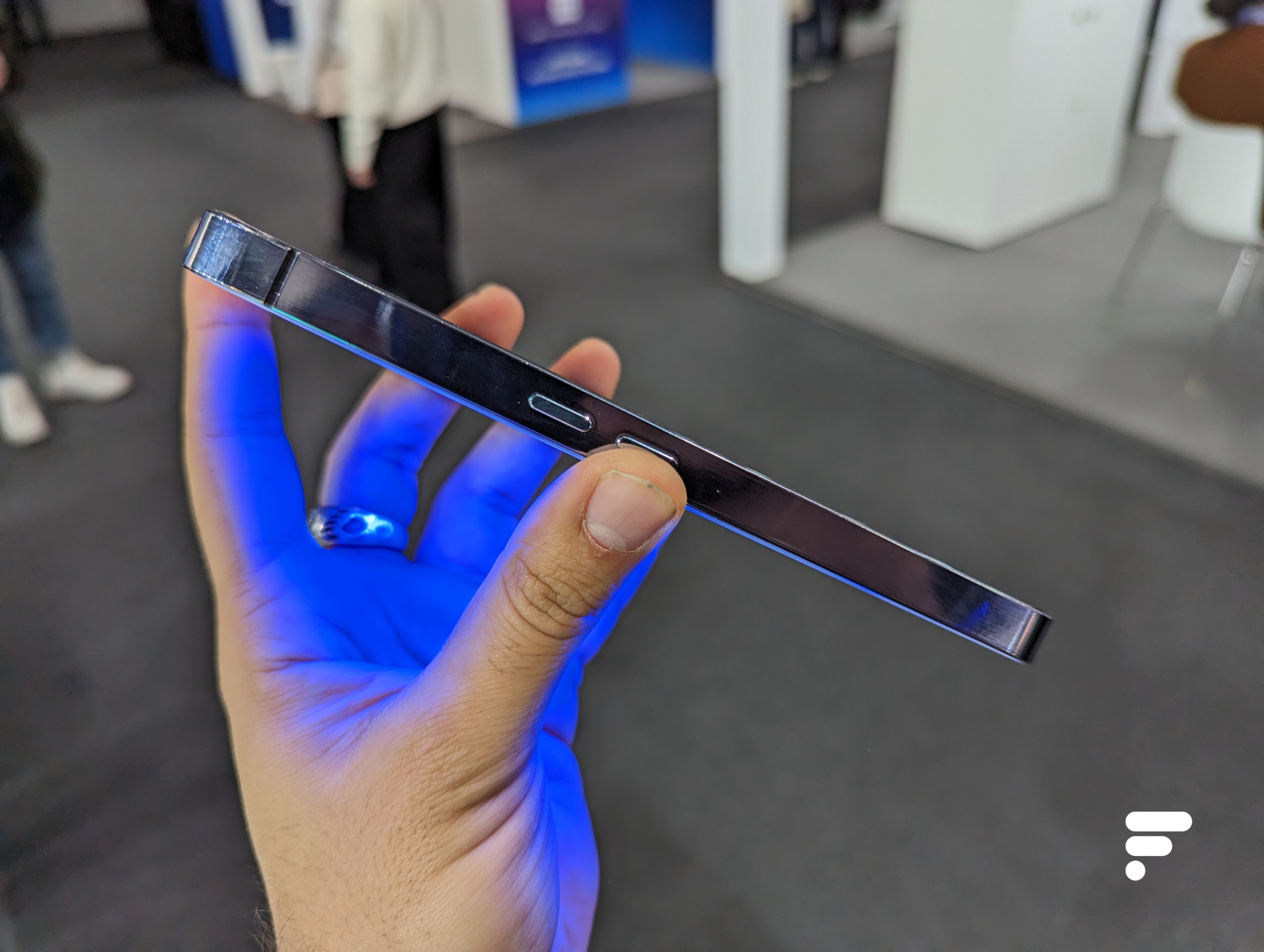 L'Unihertz Luna au MWC 2023 // Source : Frandroid