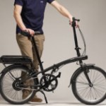 Decathlon dégaine deux nouveaux vélos électriques pliables à très bas prix