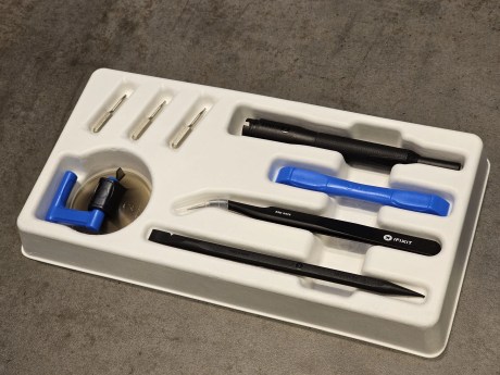 La boîte à outils d'iFixit // Source : Frandroid