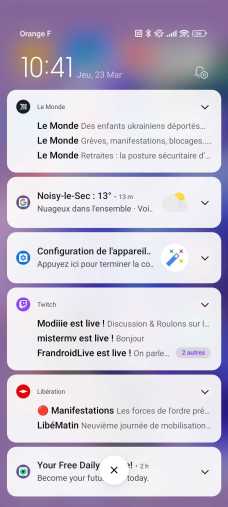 Les notifications sont séparés du volet des raccourcis