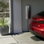 Tesla montre la recharge sans fil des voitures électrique avec cette mystérieuse photo