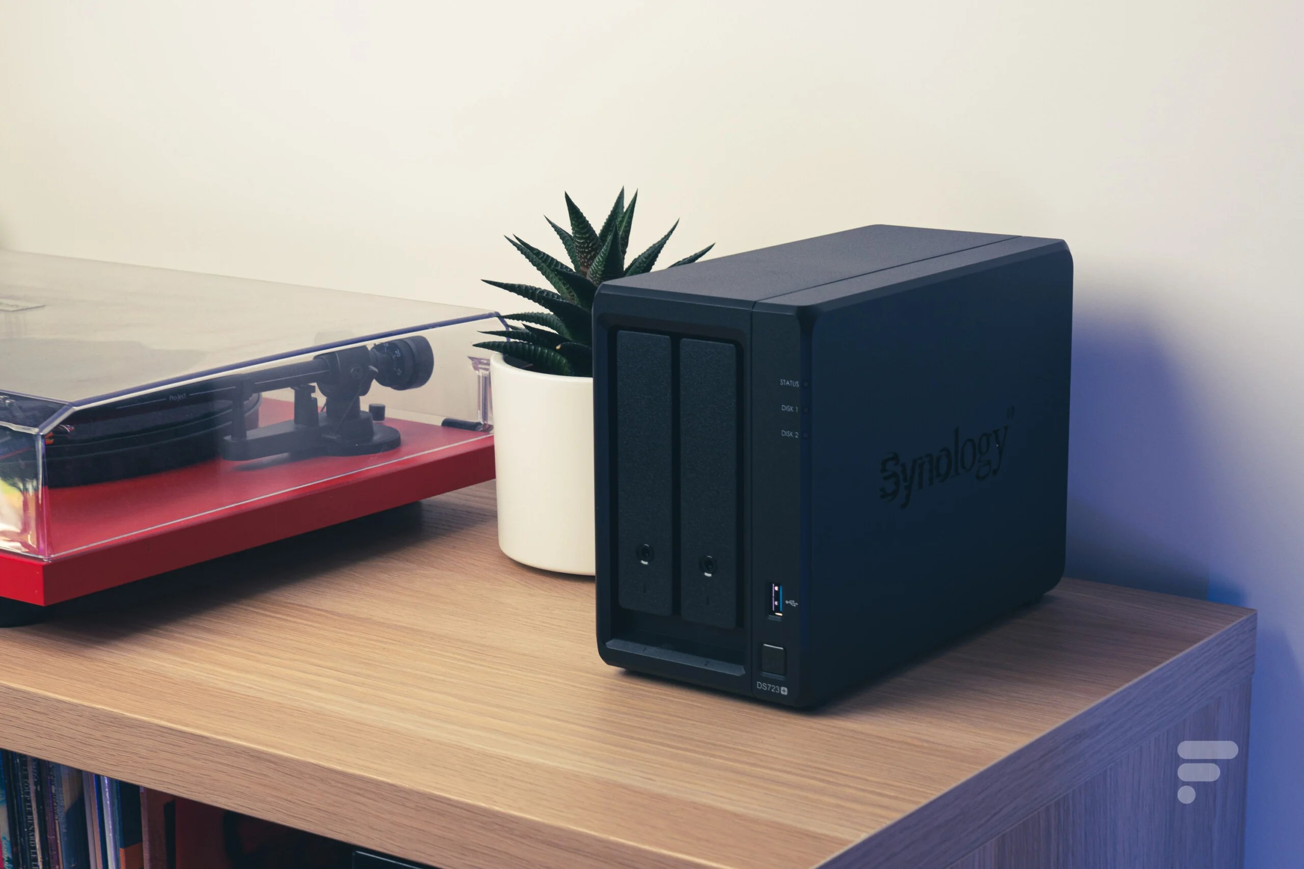 Synology DS723+