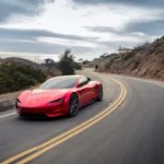 Tesla Roadster, la voiture électrique de la démesure décale encore son lancement