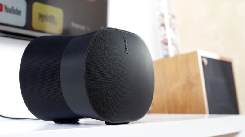 Sonos Era 300&nbsp;: l&rsquo;enceinte Dolby Atmos plébiscitée par la critique chute à moins de 400&nbsp;€