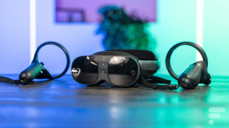 Casque HTC Vive (seul, Sans Câble) - VR Réalité Virtuelle D'occasion, Bon état