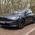 Tesla veut que vous rouliez en Tesla pendant que votre Tesla est en réparation Tesla veut que vous rouliez en Tesla pendant que votre Tesla est en réparation