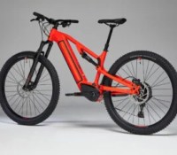 Riverside 520 E : le nouveau vélo électrique de Décathlon promet