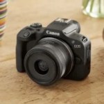 Canon lance son EOS R100, un appareil photo hybride au prix accessible