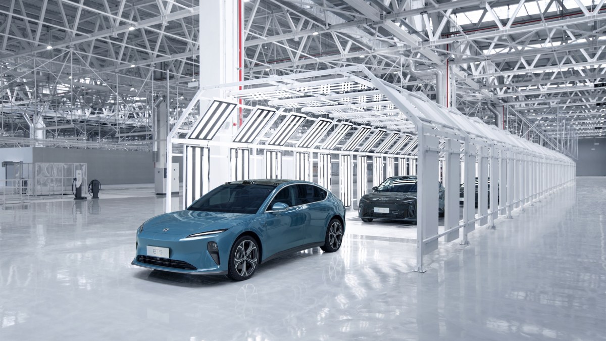 Nio ET5