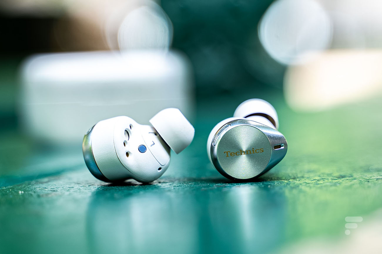 Sept paires d'embouts sont fournies avec les Technics AZ80
