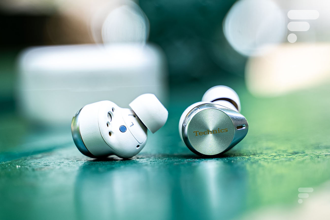 Sept paires d'embouts sont fournies avec les Technics AZ80