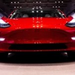 La « nouvelle » Tesla Model 3 semble se rapprocher, mais il va encore falloir patienter un peu
