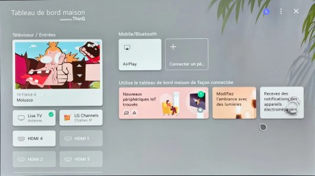 Le tableau de bord du téléviseur.