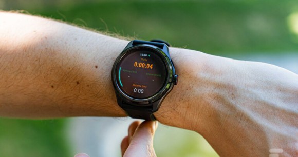 La Mobvoi TicWatch Pro 5 // Source : Chloé Pertuis - Frandroid