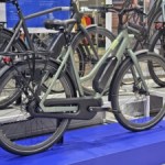 « Pour les étudiants et les vélotaffeurs » : ce nouveau vélo électrique hollandais veut frapper fort