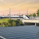 « L’équivalent d’un réacteur nucléaire » : tout savoir de ce projet de la SNCF avec des panneaux solaires