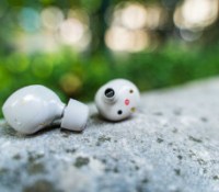 Les transducteurs des Sony WF-1000XM5 // Source : Chloé Pertuis - Frandroid