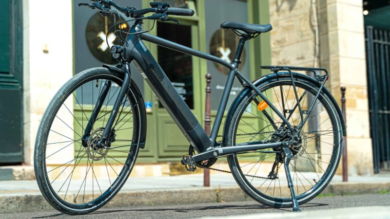 Decathlon brade son vélo électrique Elops LD 500 E avec 300 euros de réduction jusqu’à ce soir