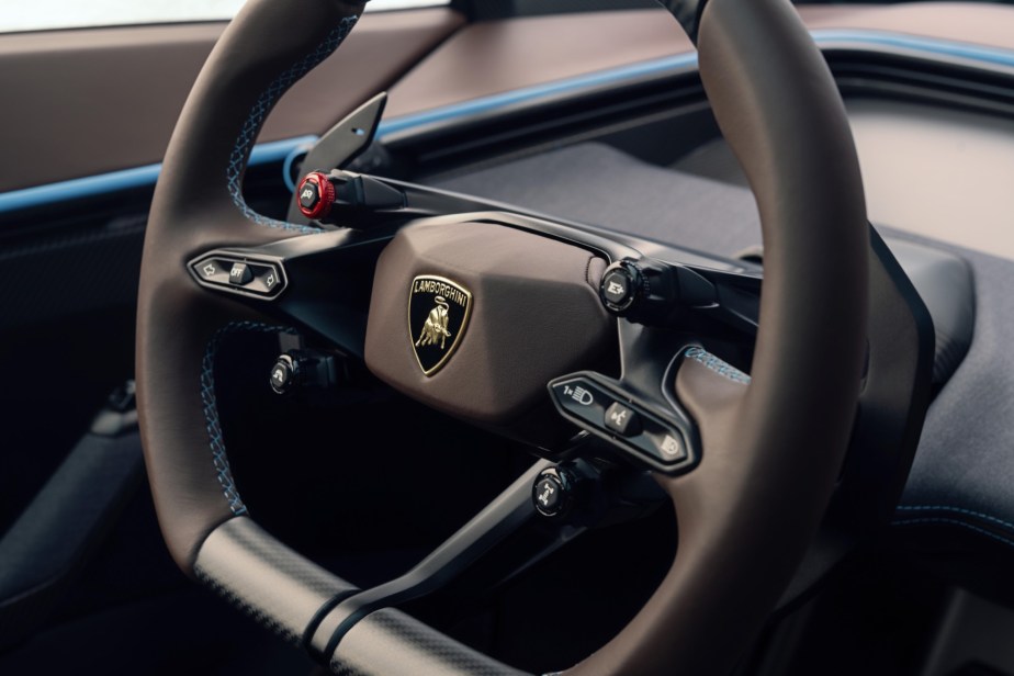 Lamborghini Lanzador // Source : Lamborghini
