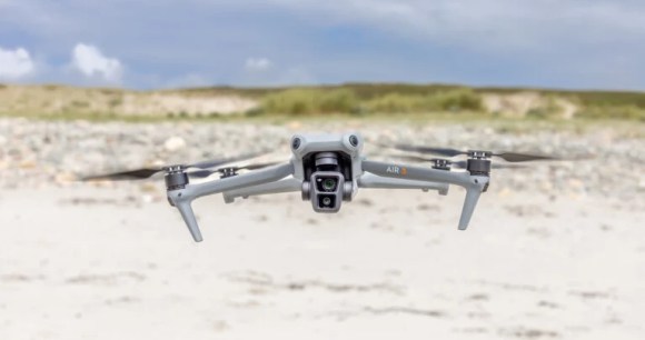 Le DJI Air 3 pour illustration // Source : Tristan Jacquel pour Frandroid