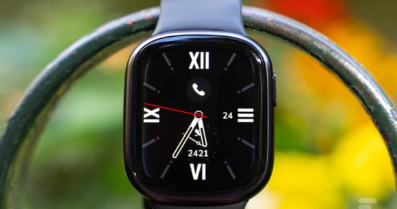 La Honor Watch 4 // Source : Brice Zerouk - Frandroid