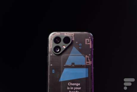 Le Fairphone 5 // Source : Chloé Pertuis pour Frandroid