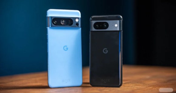 Le Pixel 8 Pro et le Pixel 8 // Source : Chloé Pertuis pour Frandroid