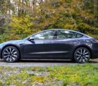 Tesla Model 3 (2024) // Source : Robin Wyck pour Frandroid