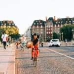 L’insolent succès du vélo (électrique) à Paris : la preuve avec ces chiffres étourdissants