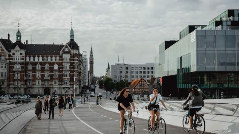 Vélo de ville électrique&nbsp;: les 5 raisons pour lesquelles les Français l&rsquo;ont boudé en 2025