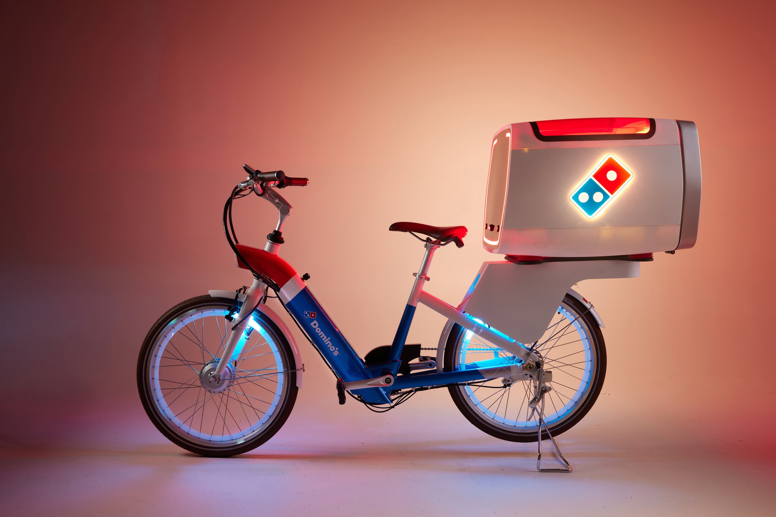 Dominos vélo électrique four