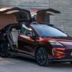 Cette copie chinoise de la Tesla Model X pourrait lui donner une énorme raclée avec sa charge ultra-rapide